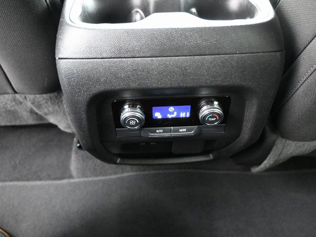 Used 2025 GMC Acadia Elevation image 18