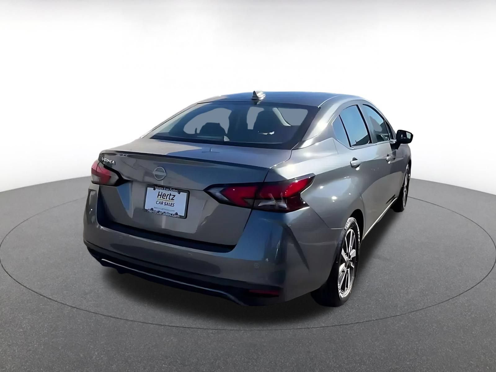 Used 2025 Nissan Versa SV FWD image 13