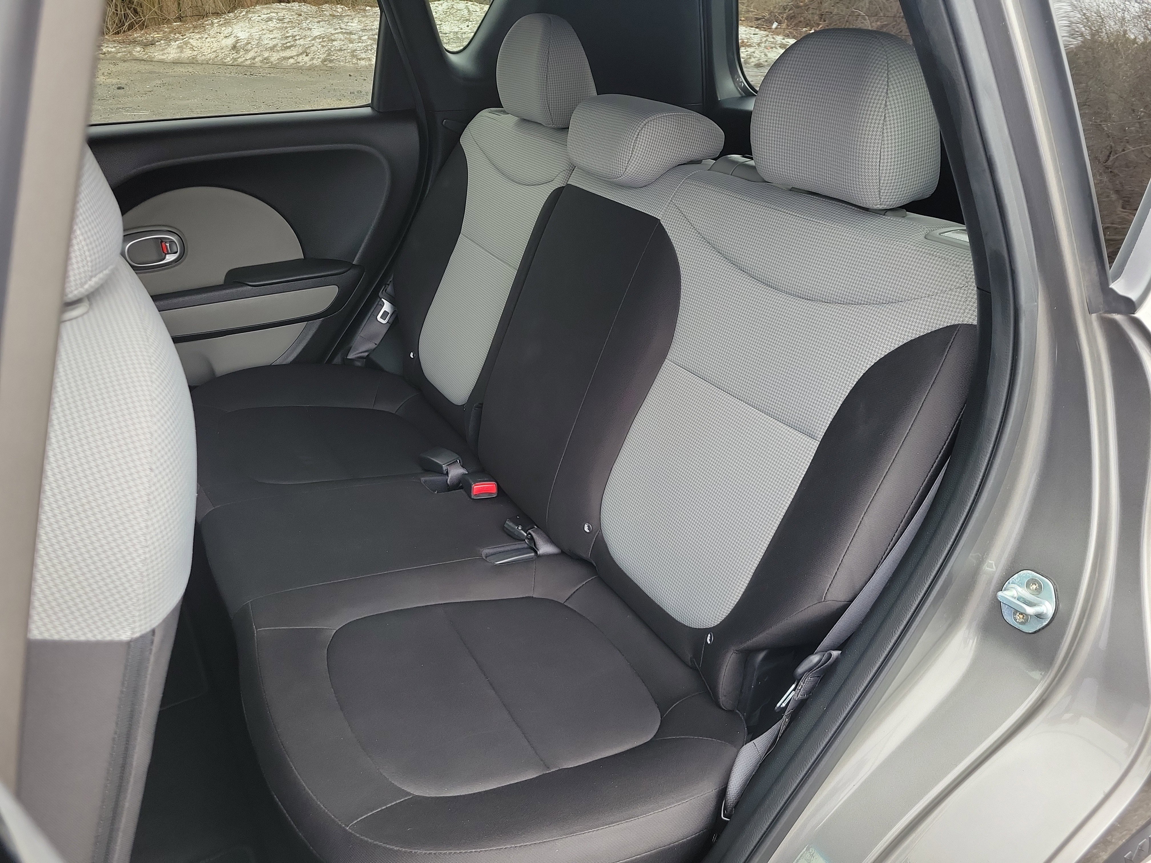Used 2019 Kia Soul image 16