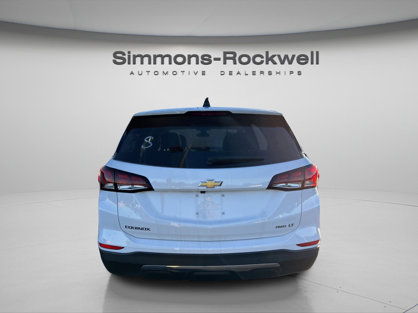 Used 2023 Chevrolet Equinox LT w/ LPO, Floor Liner Package image 10