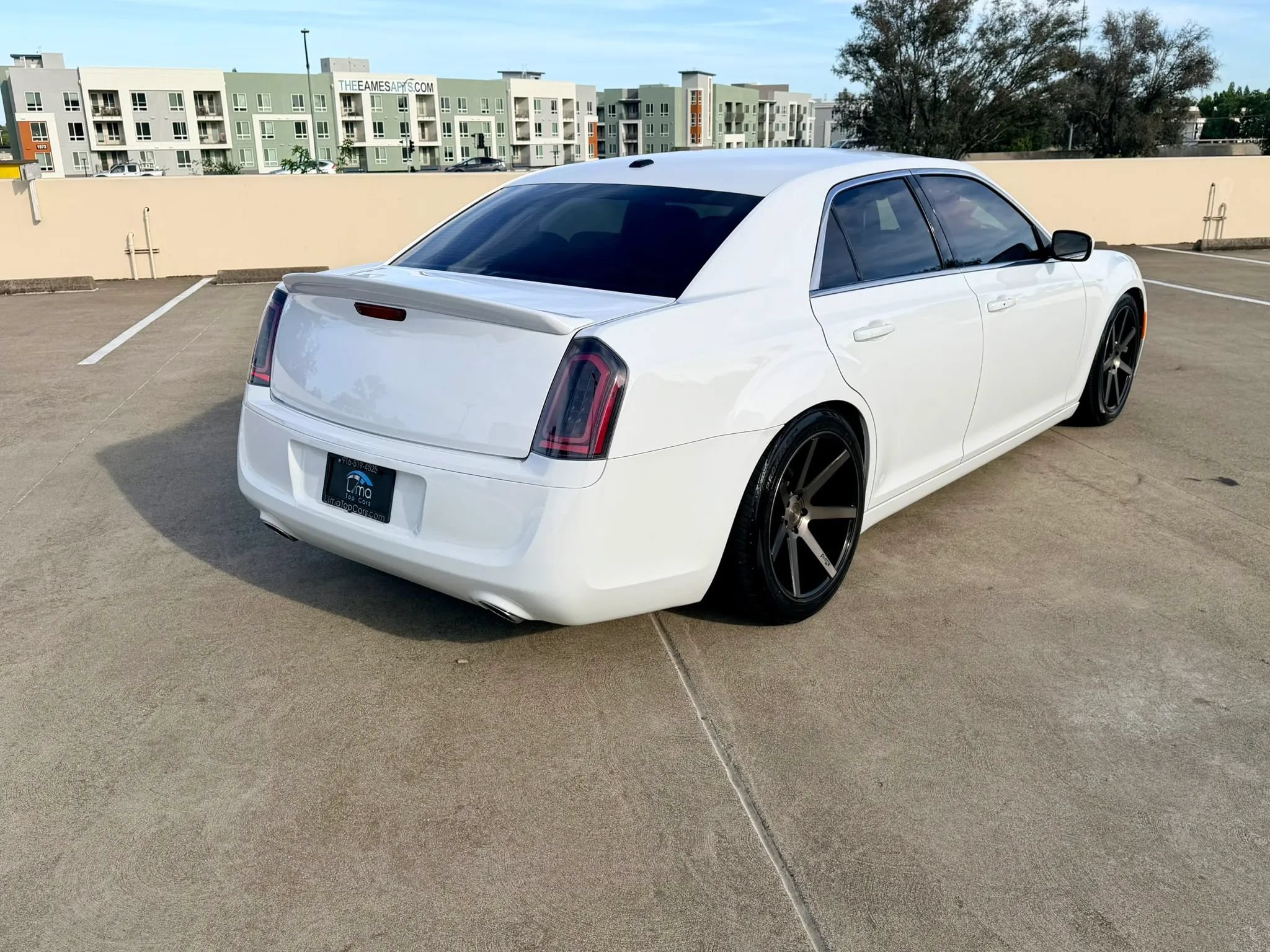 Used 2013 Chrysler 300 S RWD image 13