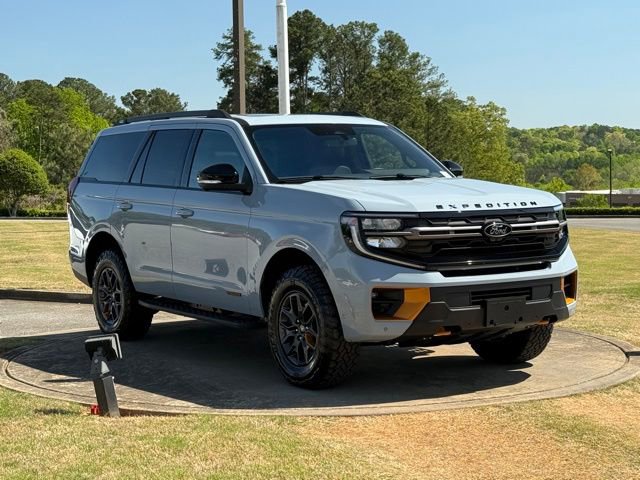 Used 2025 Ford Expedition Tremor image 9
