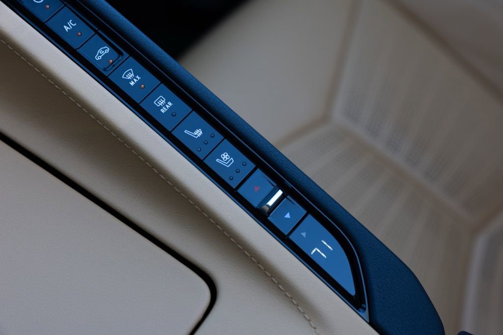 Used 2025 Chevrolet Corvette Z06 w/ Battery Protection Package image 23