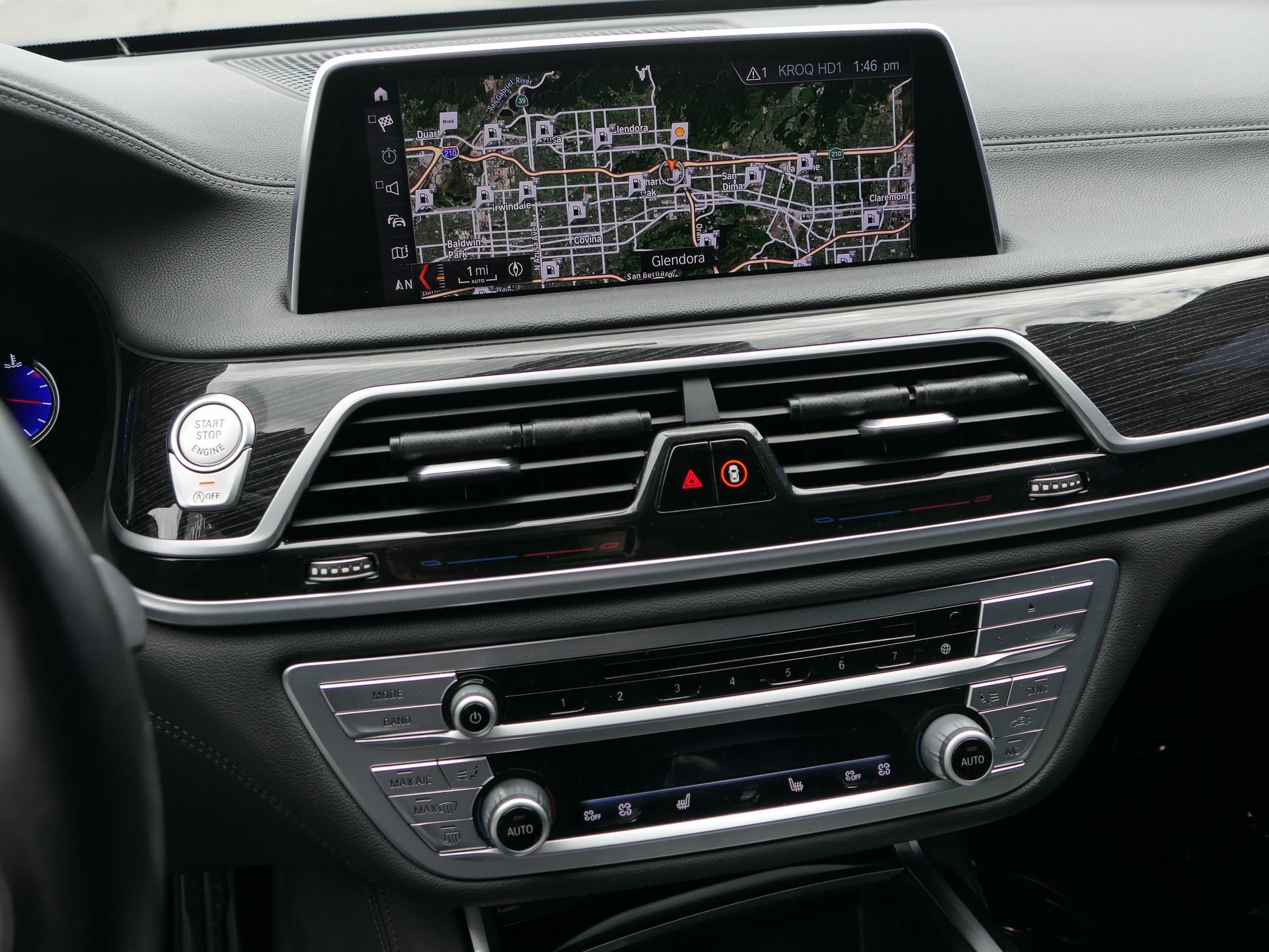 Used 2019 BMW 740i w/ M Sport Package RWD image 20