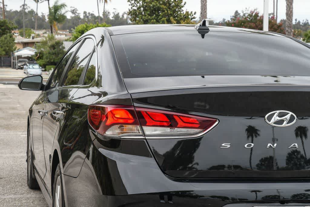 Used 2019 Hyundai Sonata SEL w/ Tech Package 02 FWD image 6