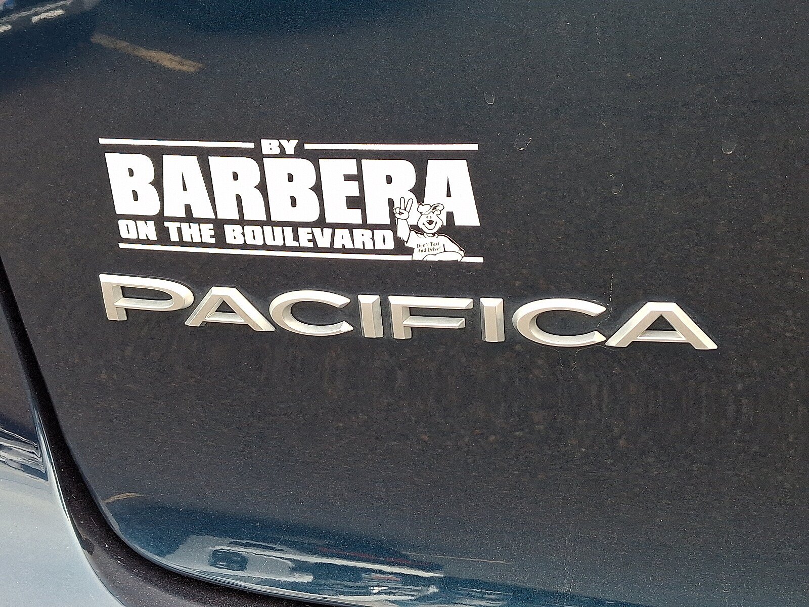 Used 2024 Chrysler Pacifica Pinnacle FWD image 30