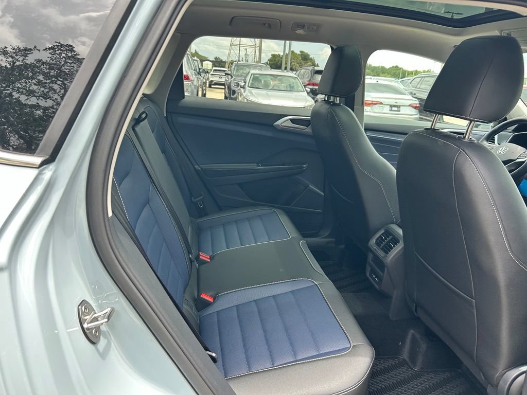 New 2026 Volkswagen Taos SEL AWD/4WD image 34