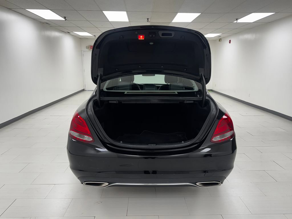 Used 2015 Mercedes-Benz C 300 4MATIC Sedan image 38