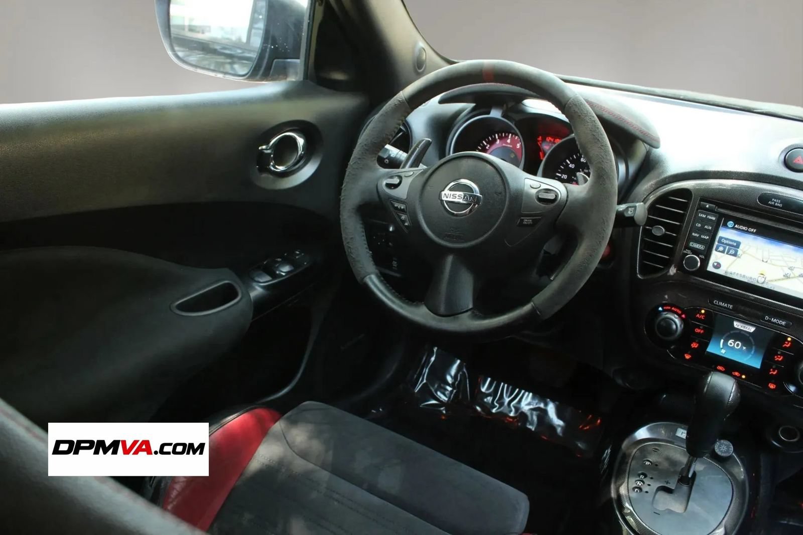Used 2015 Nissan Juke NISMO RS w/ Interior Illumination Package AWD/4WD image 24