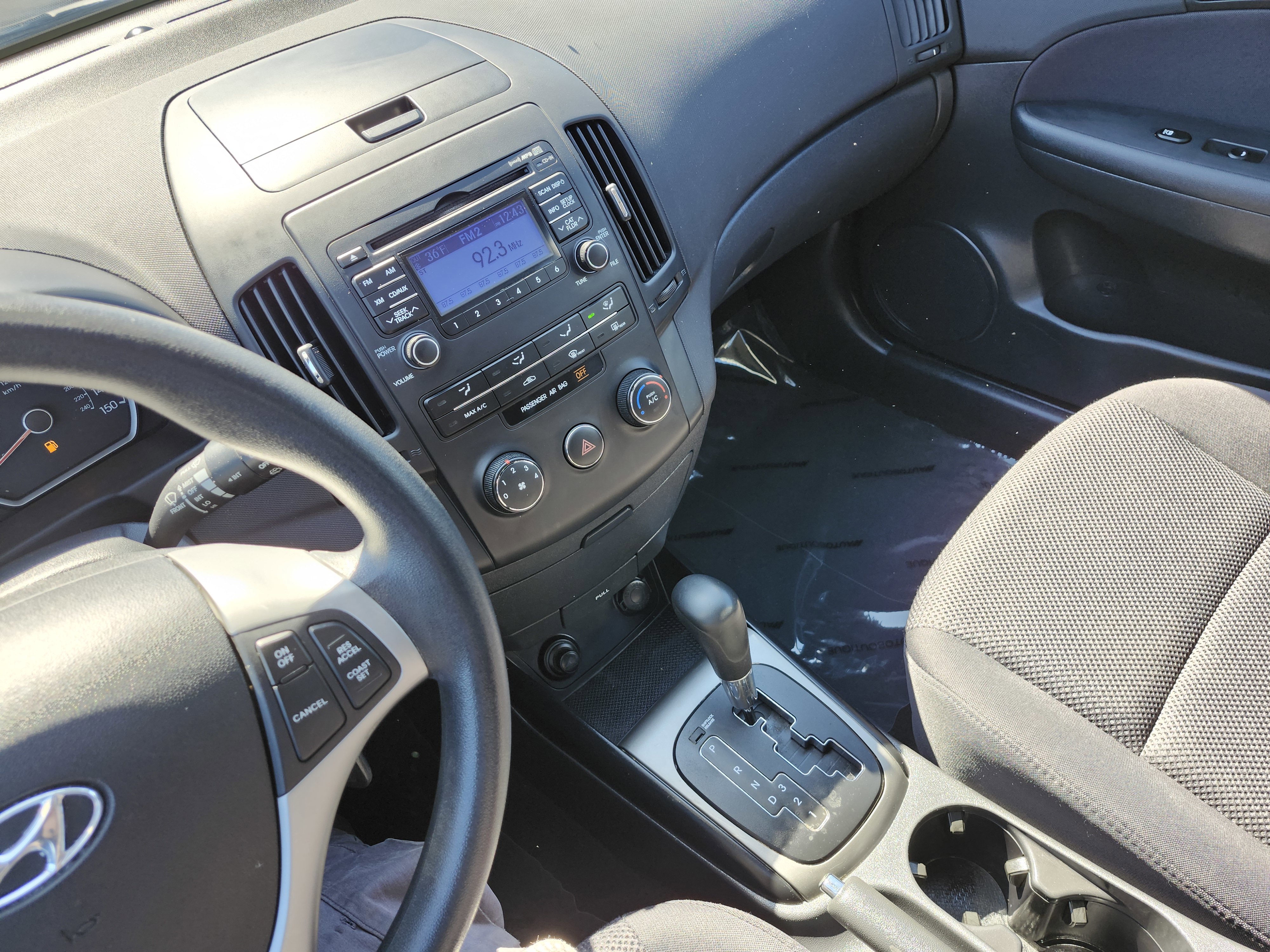 Used 2012 Hyundai Elantra GLS w/ Preferred Pkg image 26