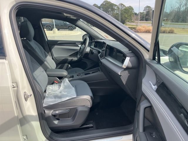 New 2026 Volkswagen Tiguan SE R-Line image 29