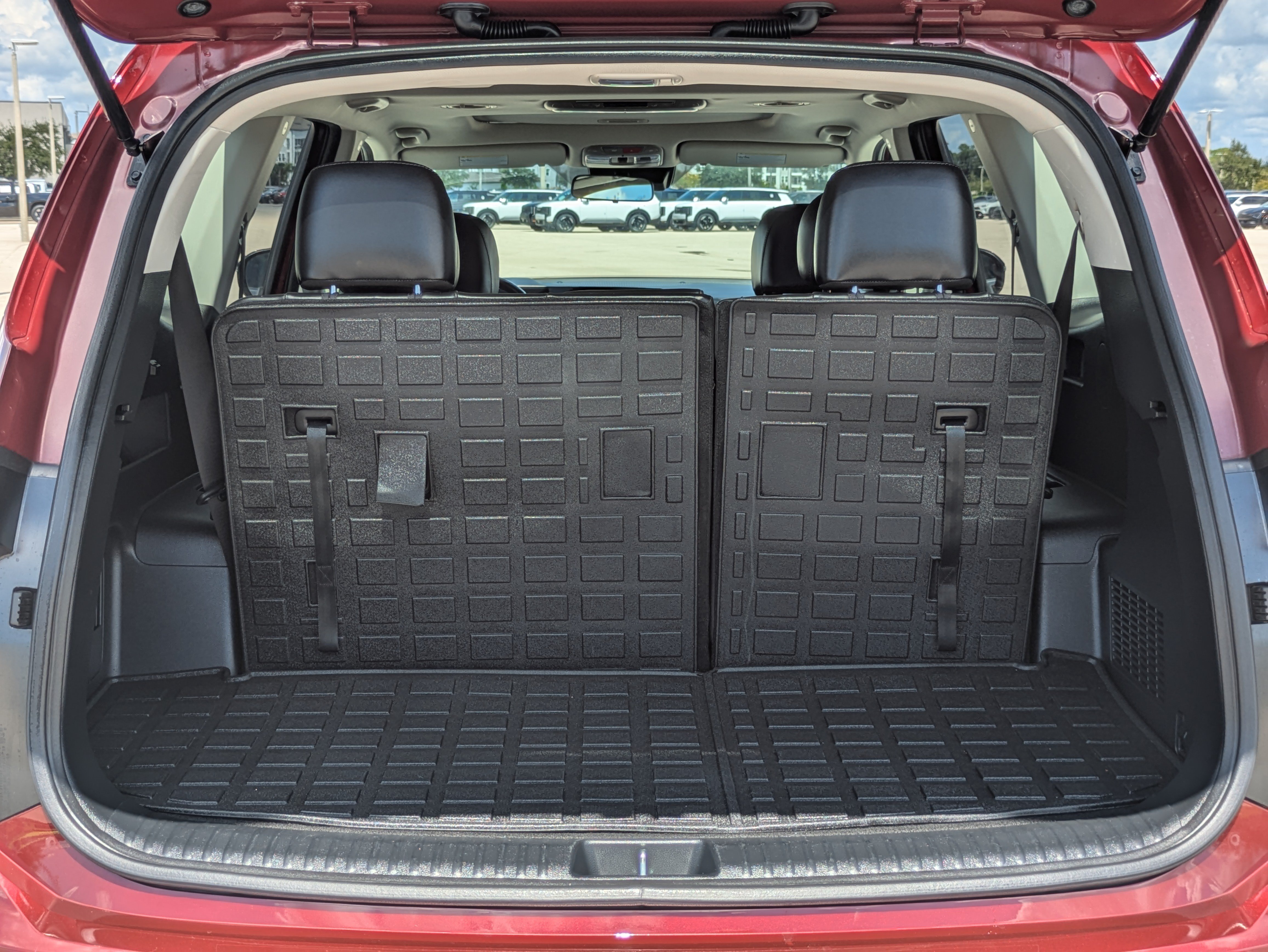 Certified 2024 Kia Telluride S w/ S Sunroof Package FWD image 13