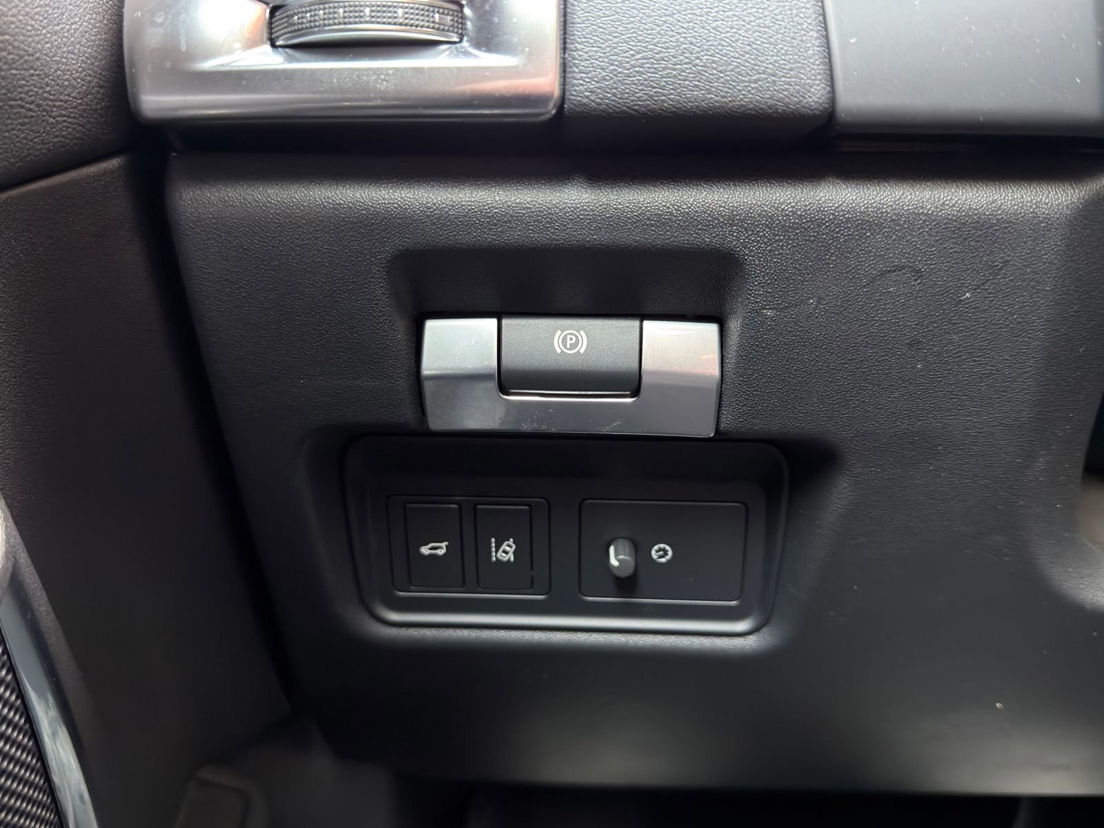 Used 2020 Jaguar E-PACE image 22