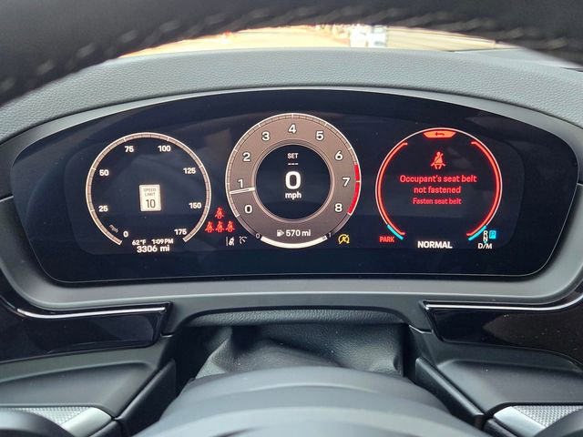 Used 2025 Porsche Cayenne image 25