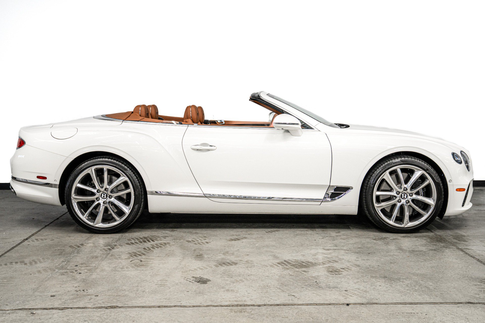 Used 2024 Bentley Continental GT Mulliner AWD/4WD image 50