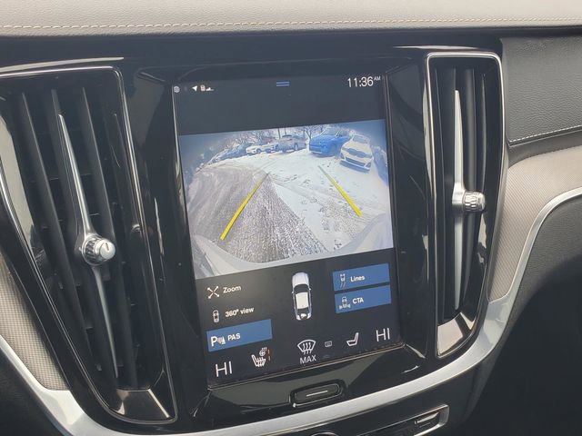 Used 2021 Volvo S60 T5 R-Design image 24