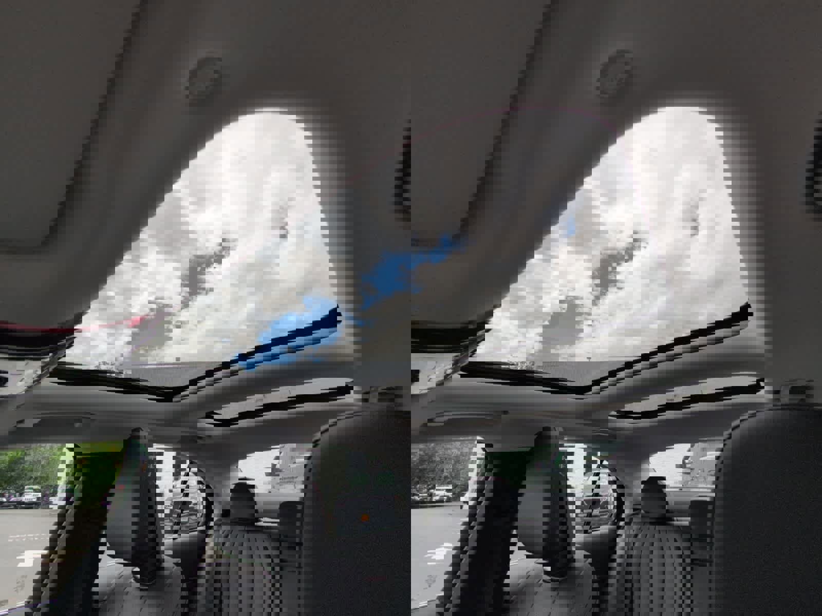 Used 2025 Mercedes-Benz E 350 4MATIC Sedan image 19