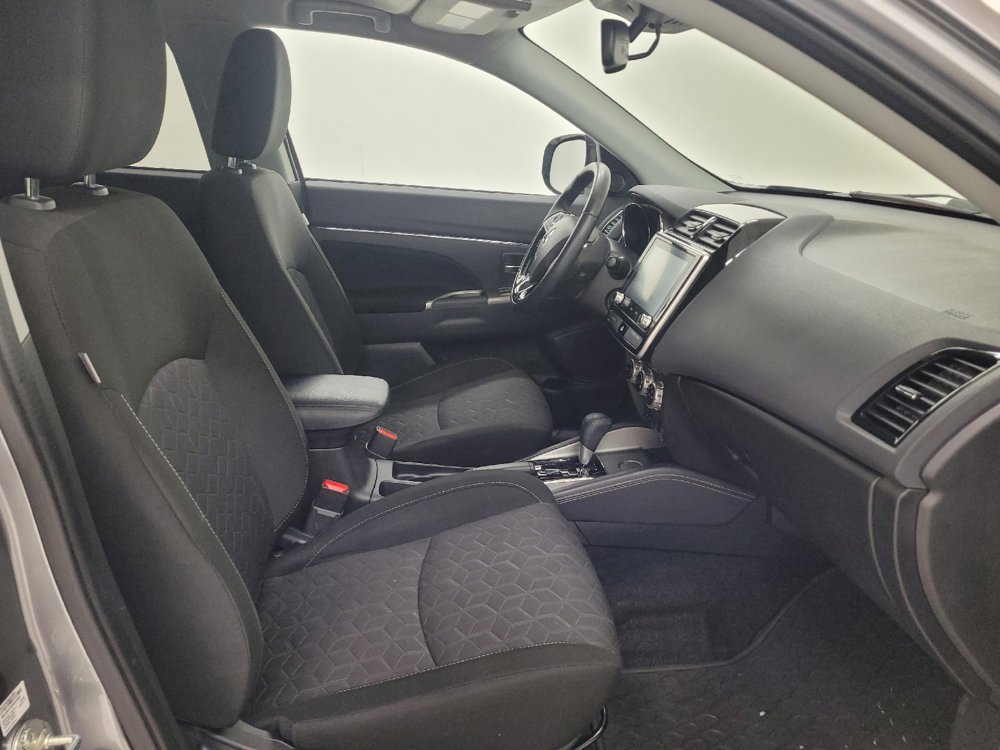 Used 2020 Mitsubishi Outlander Sport SE FWD image 21
