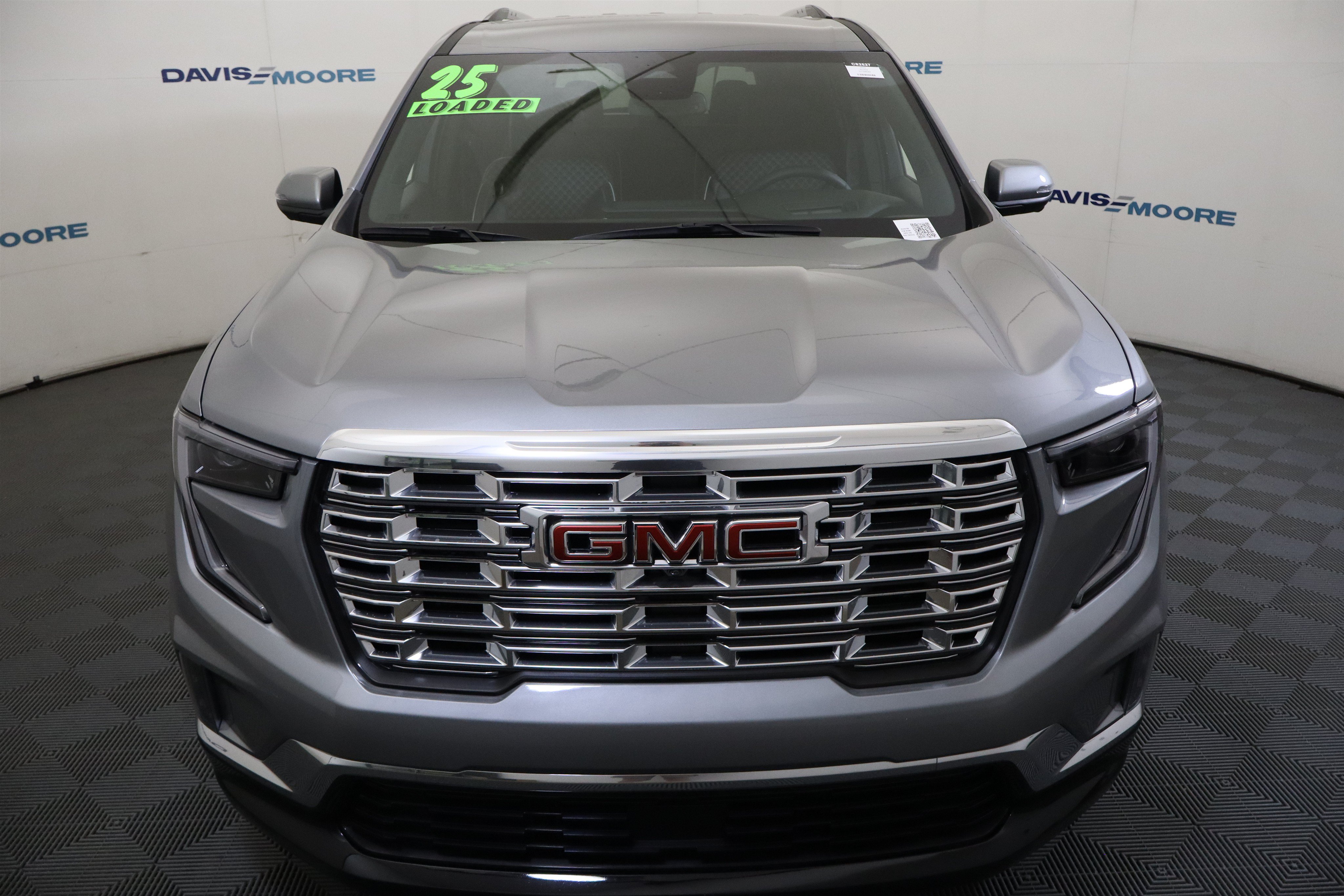 Used 2025 GMC Acadia Denali w/ LPO, Floor Liner Package AWD/4WD image 14