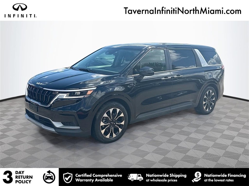 Used 2024 Kia Carnival EX image 1