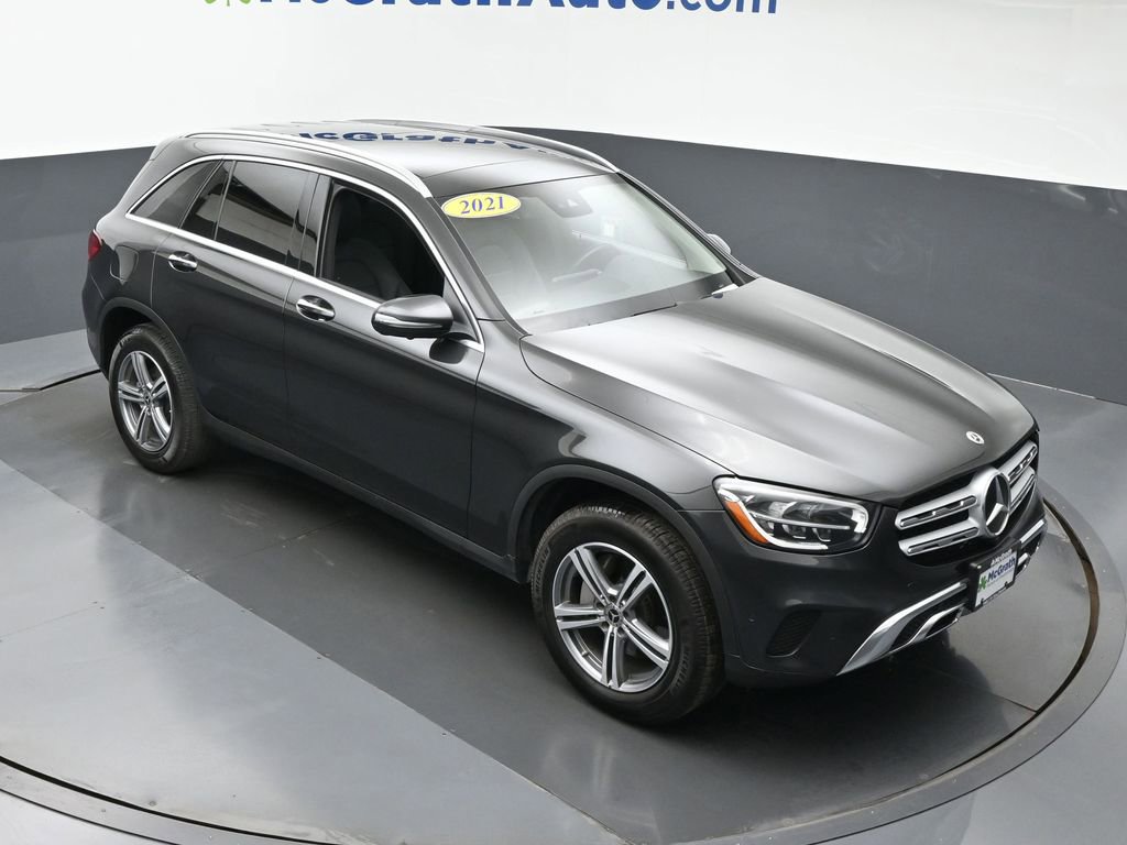 Used 2021 Mercedes-Benz GLC 300 4MATIC image 3