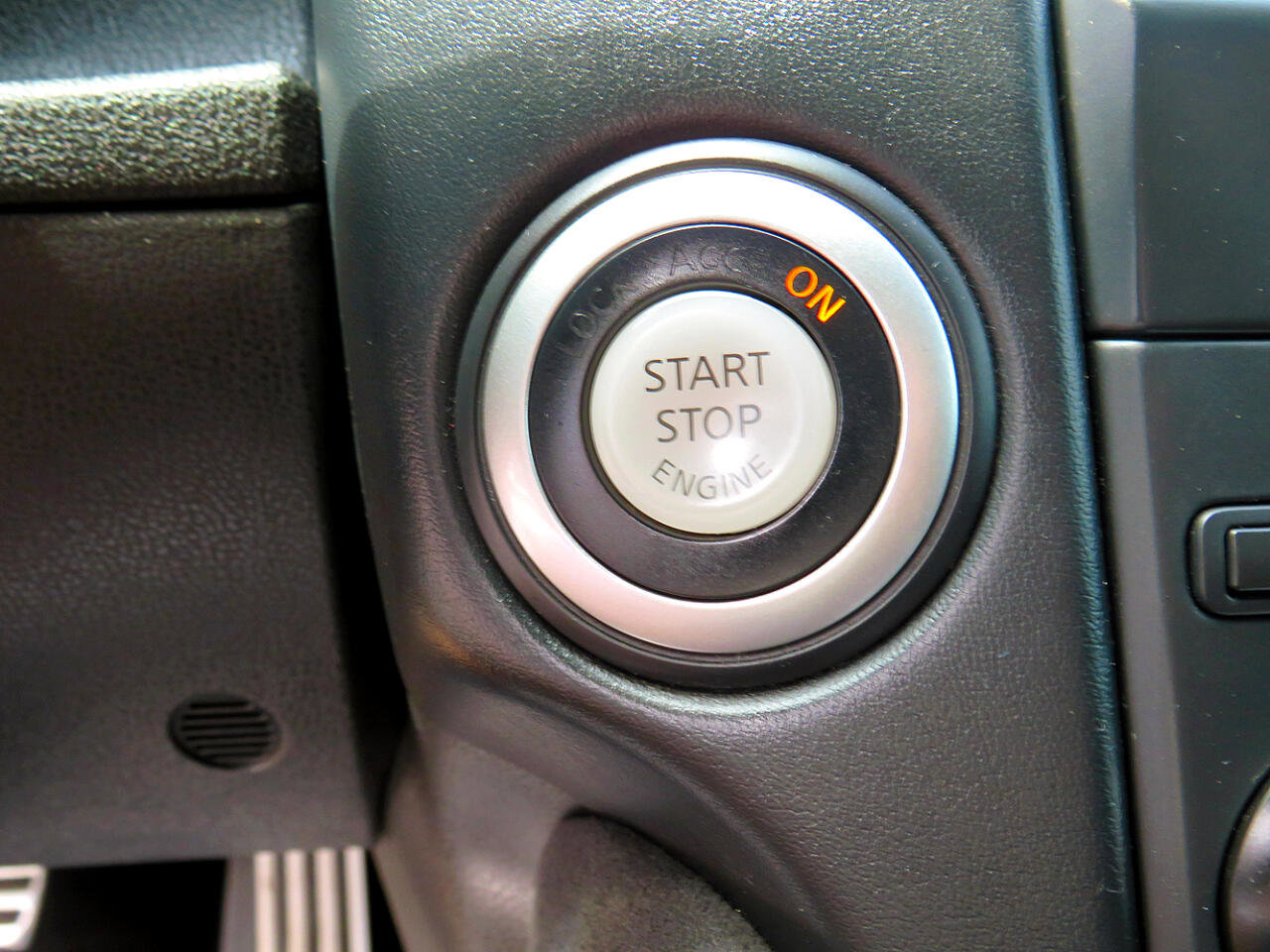 Used 2014 Nissan 370Z Touring w/ Navigation Package image 23