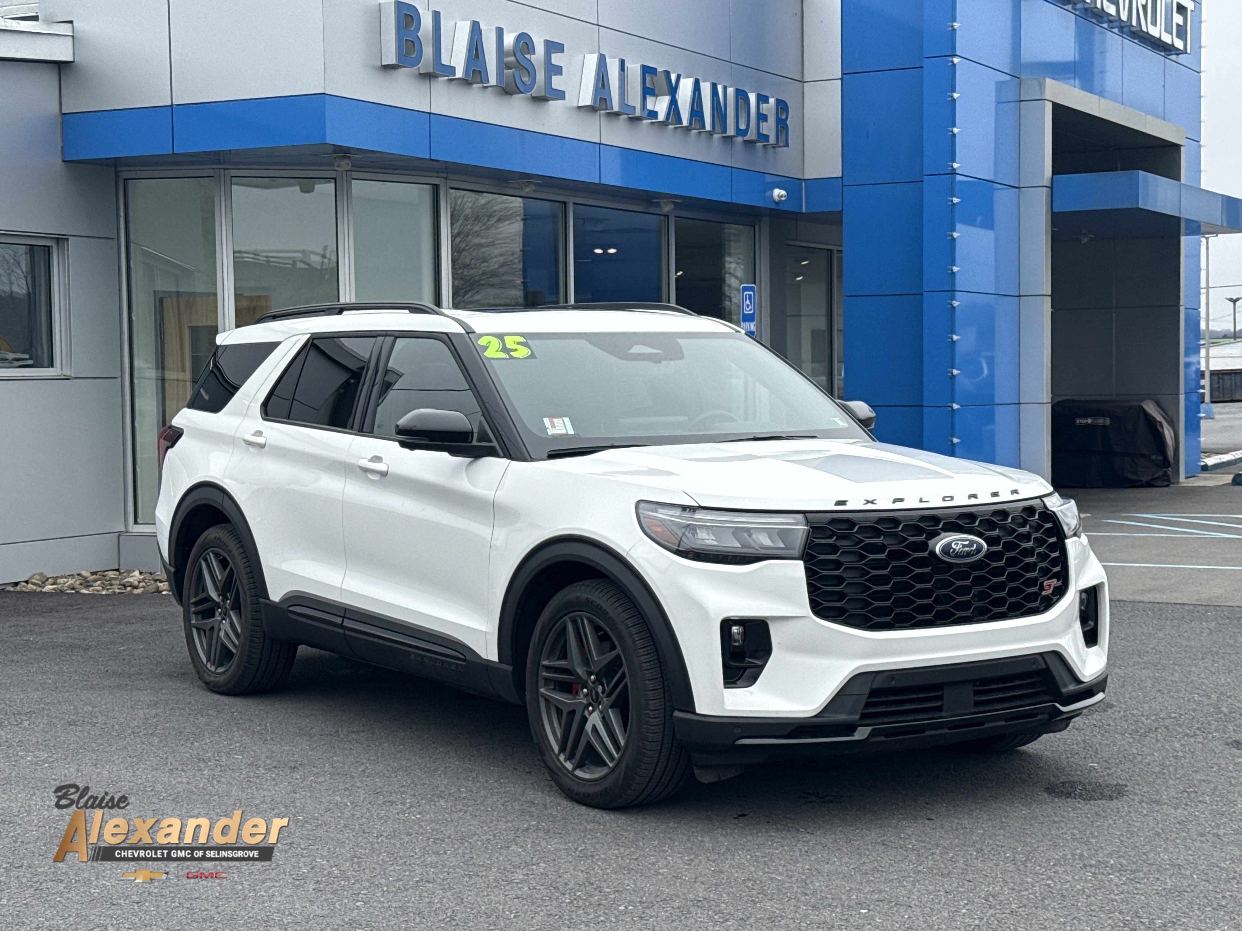 Used 2025 Ford Explorer ST
