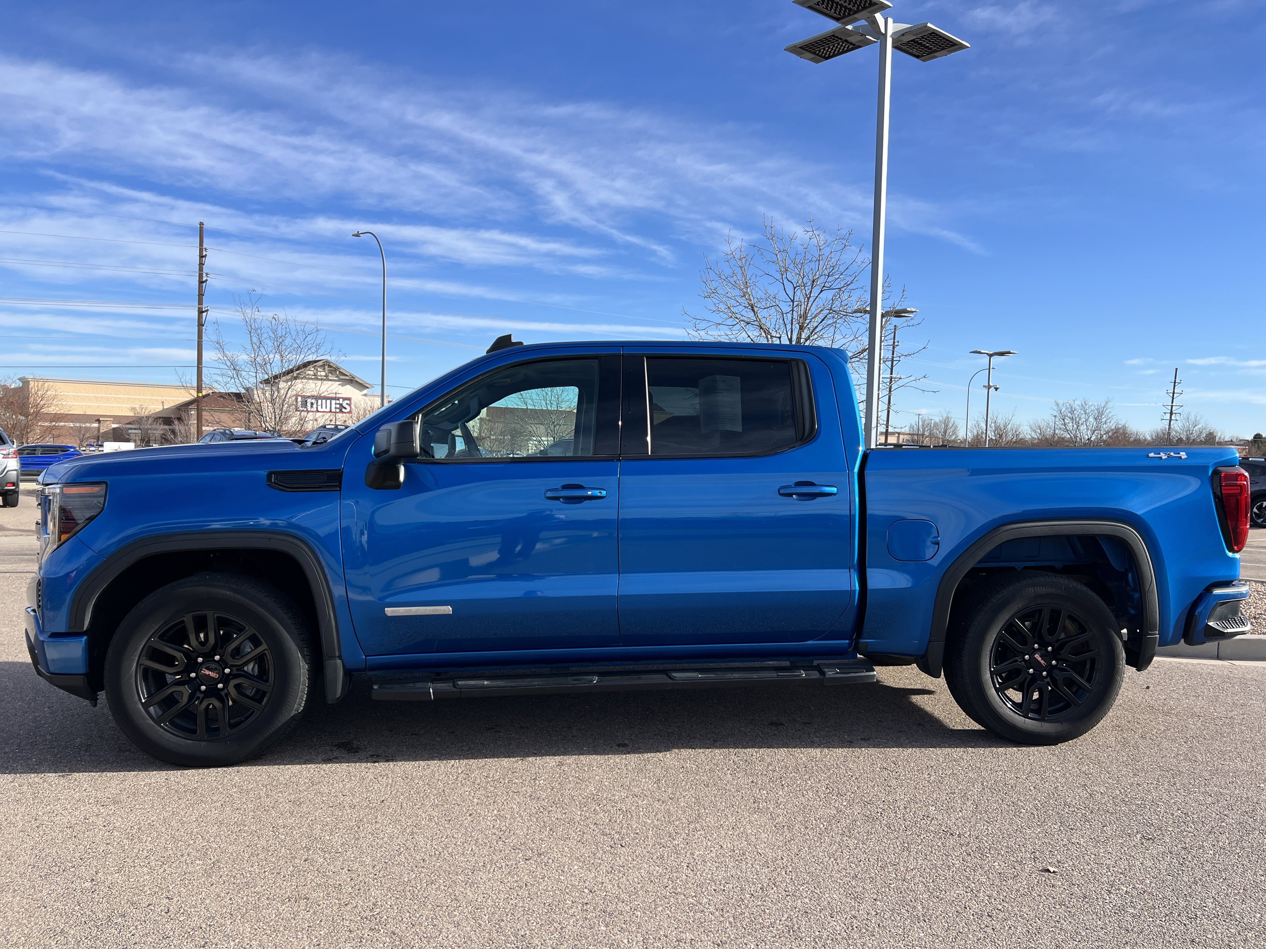 Used 2022 GMC Sierra 1500 Elevation w/ LPO, Elevation Black Package image 13