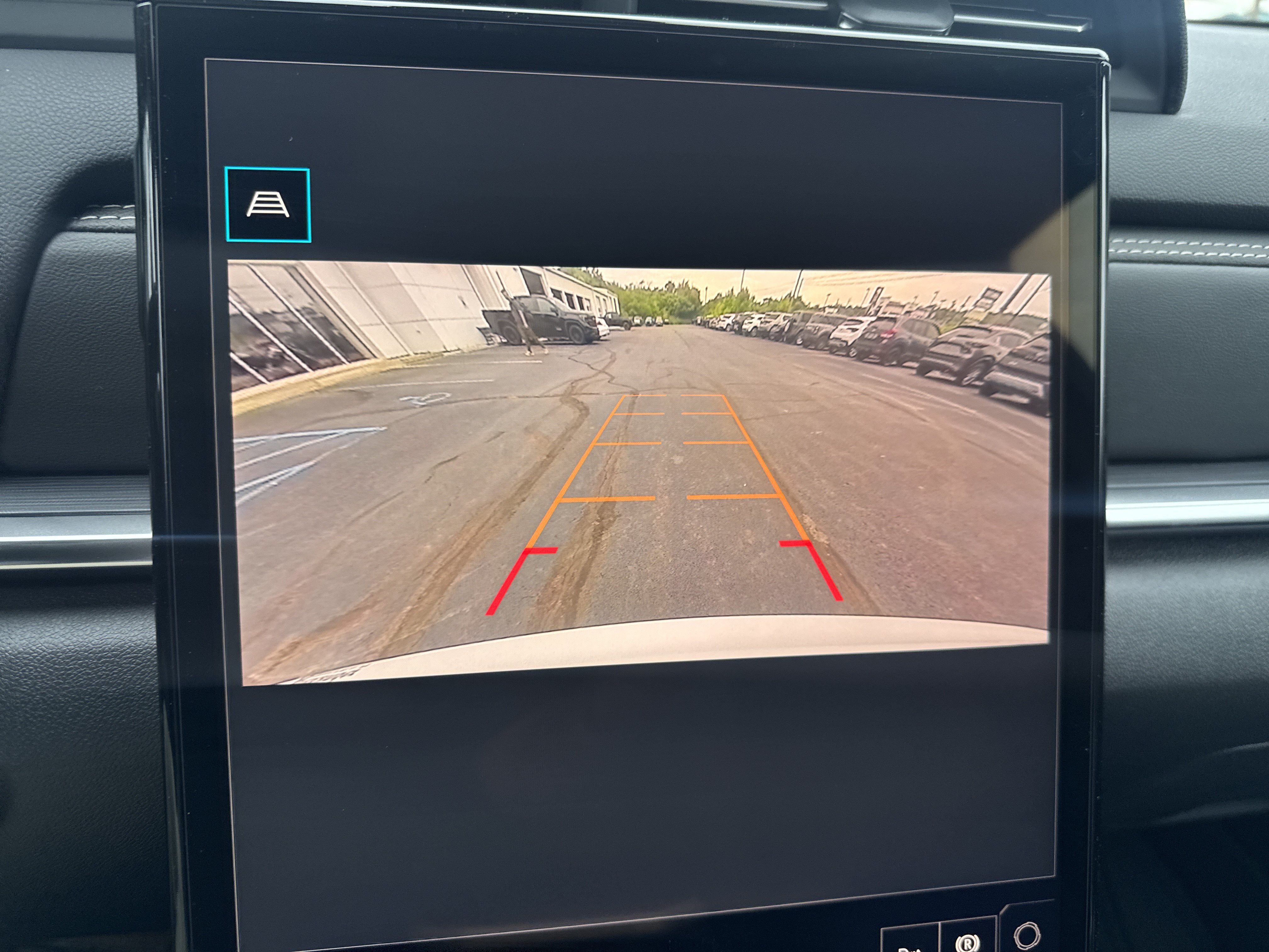 New 2027 GMC Terrain Elevation w/ Elevation Premium Package AWD/4WD image 26