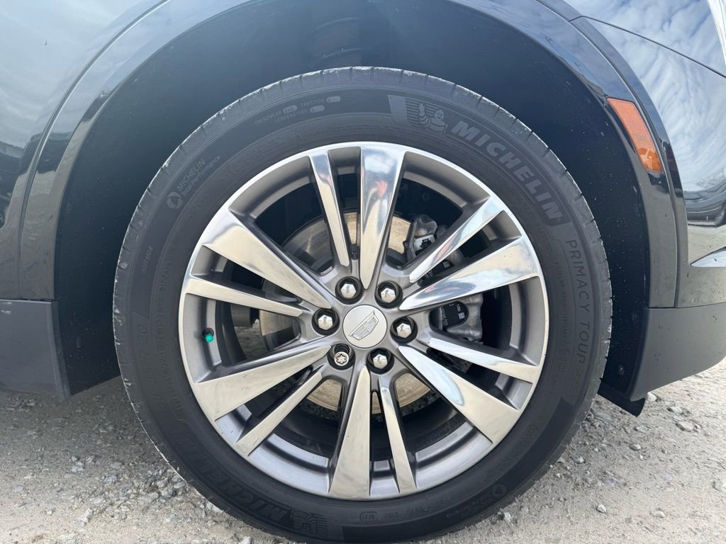 Certified 2021 Cadillac XT5 Premium Luxury w/ LPO, Floor Liner Package image 17
