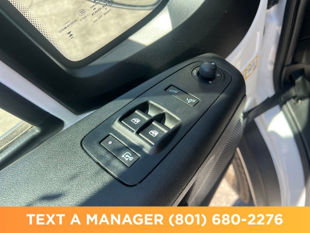 Used 2025 RAM ProMaster 3500 w/ Convenience Group FWD image 13