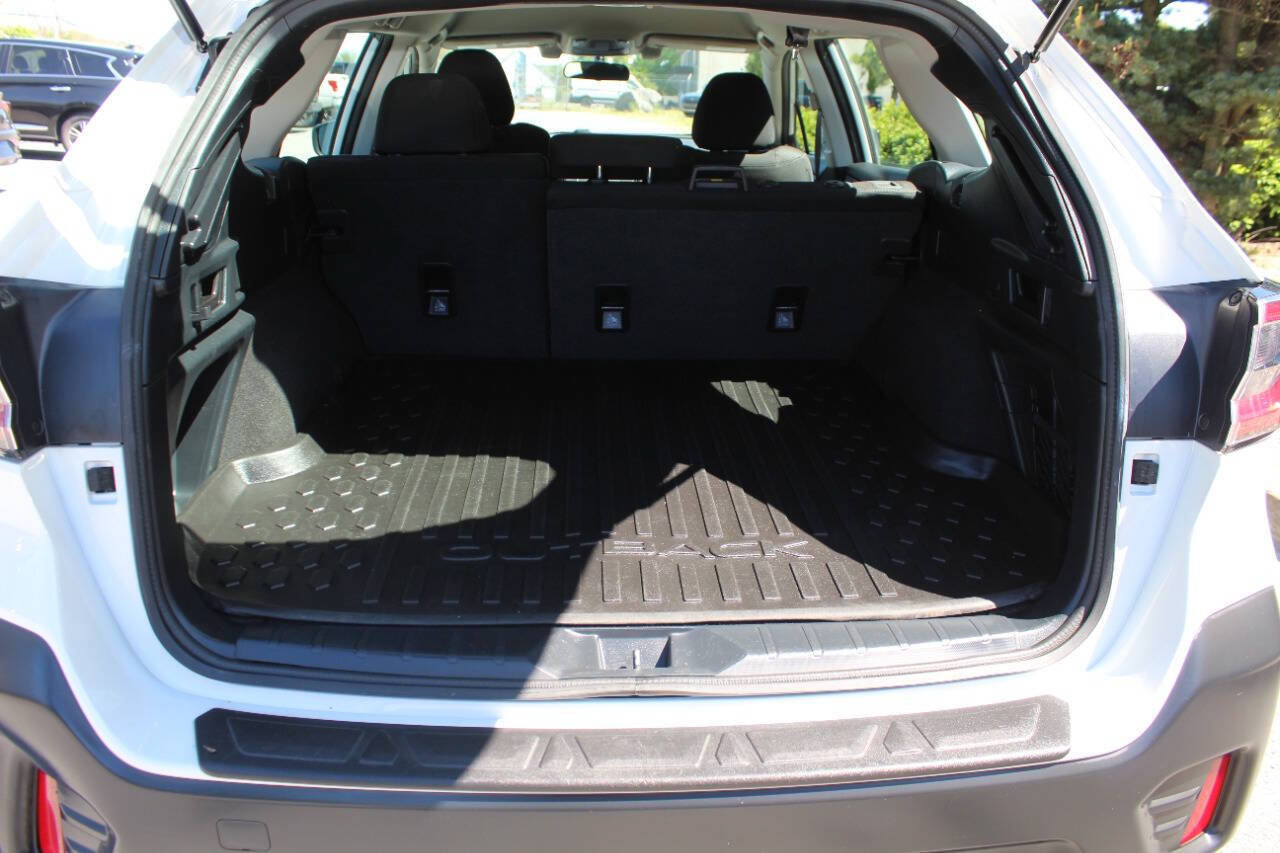 Used 2021 Subaru Outback AWD/4WD image 15