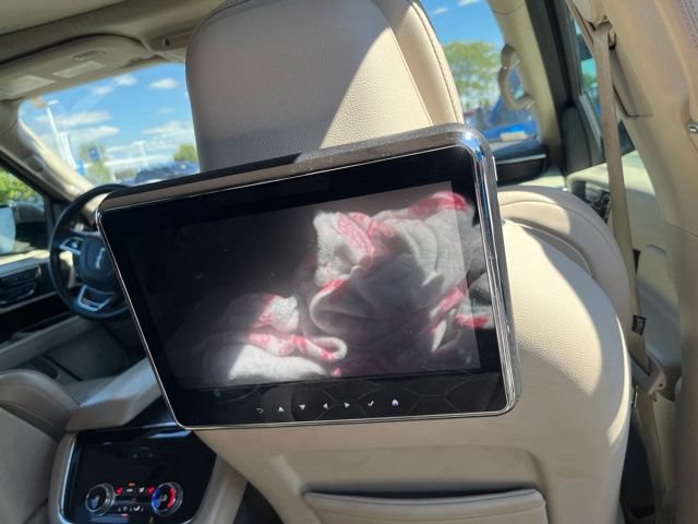 Used 2018 Lincoln Navigator L Reserve w/ Technology Package AWD/4WD image 26