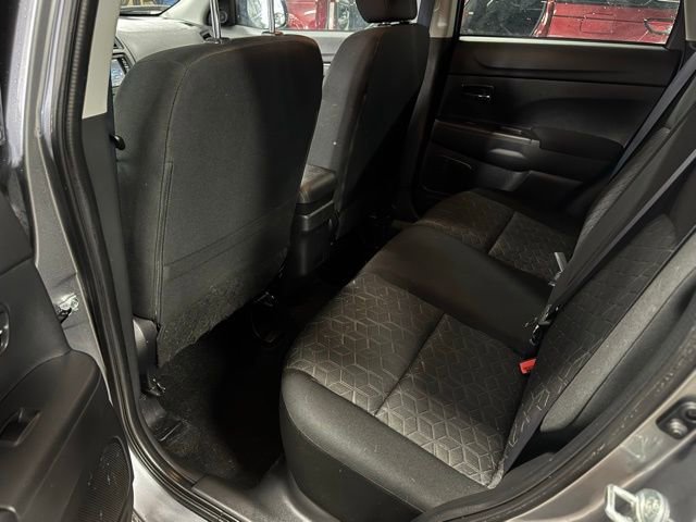 Used 2024 Mitsubishi Outlander Sport AWD image 17