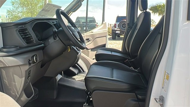 New 2025 Ford Transit 250 148 Medium Roof w/ Load Area Protection Package image 19