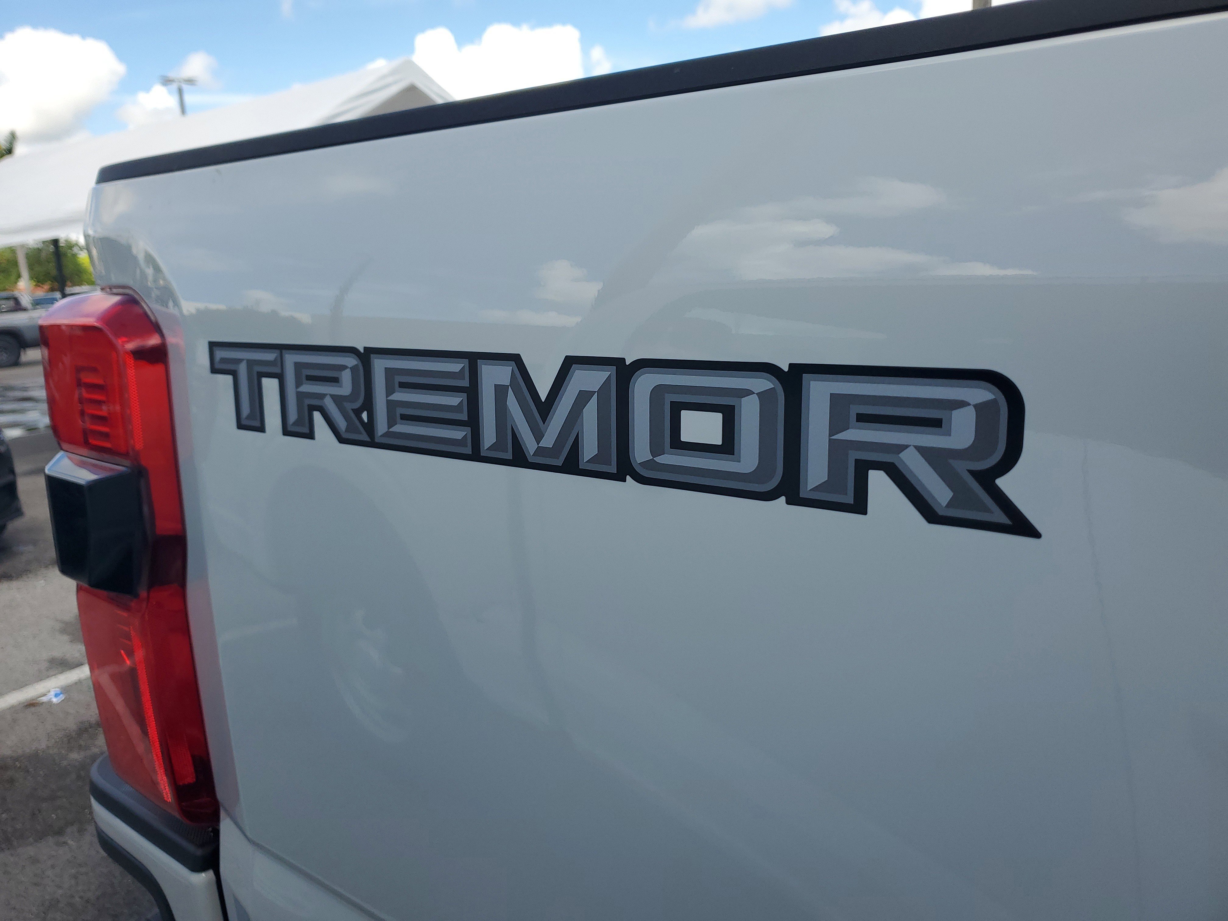 New 2026 Ford F250 Platinum image 5