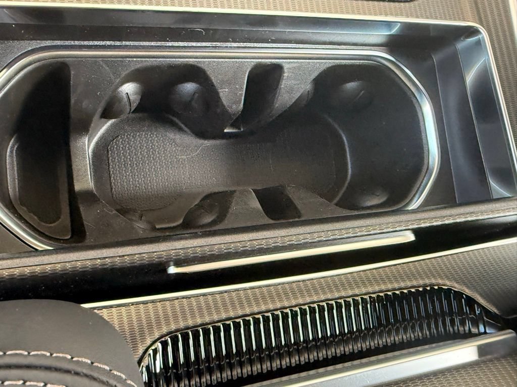 New 2026 Jeep Grand Wagoneer Summit AWD/4WD image 15