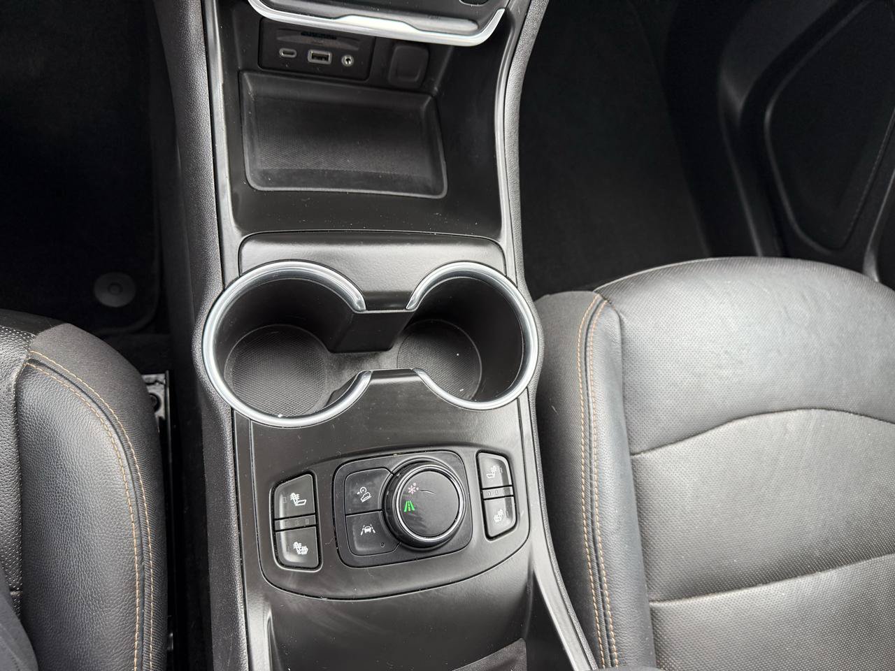 Used 2020 GMC Terrain SLT w/ Preferred Package FWD image 37