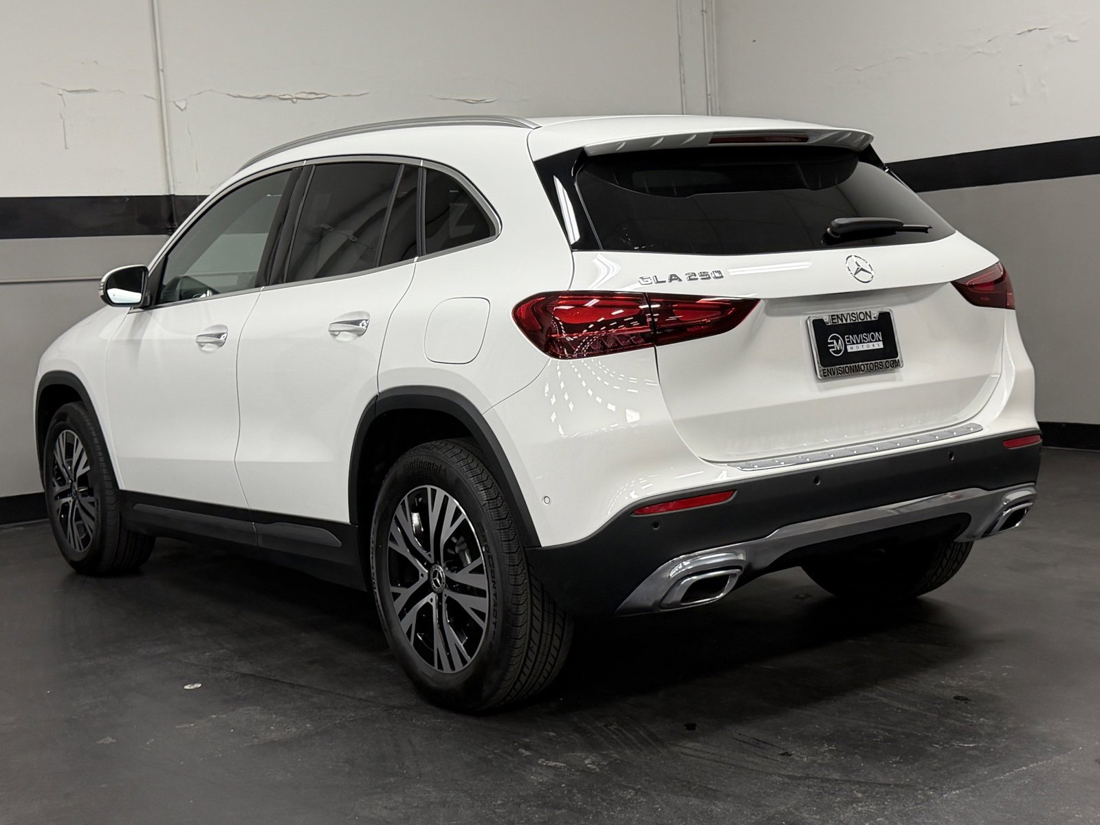 Used 2025 Mercedes-Benz GLA 250 image 10