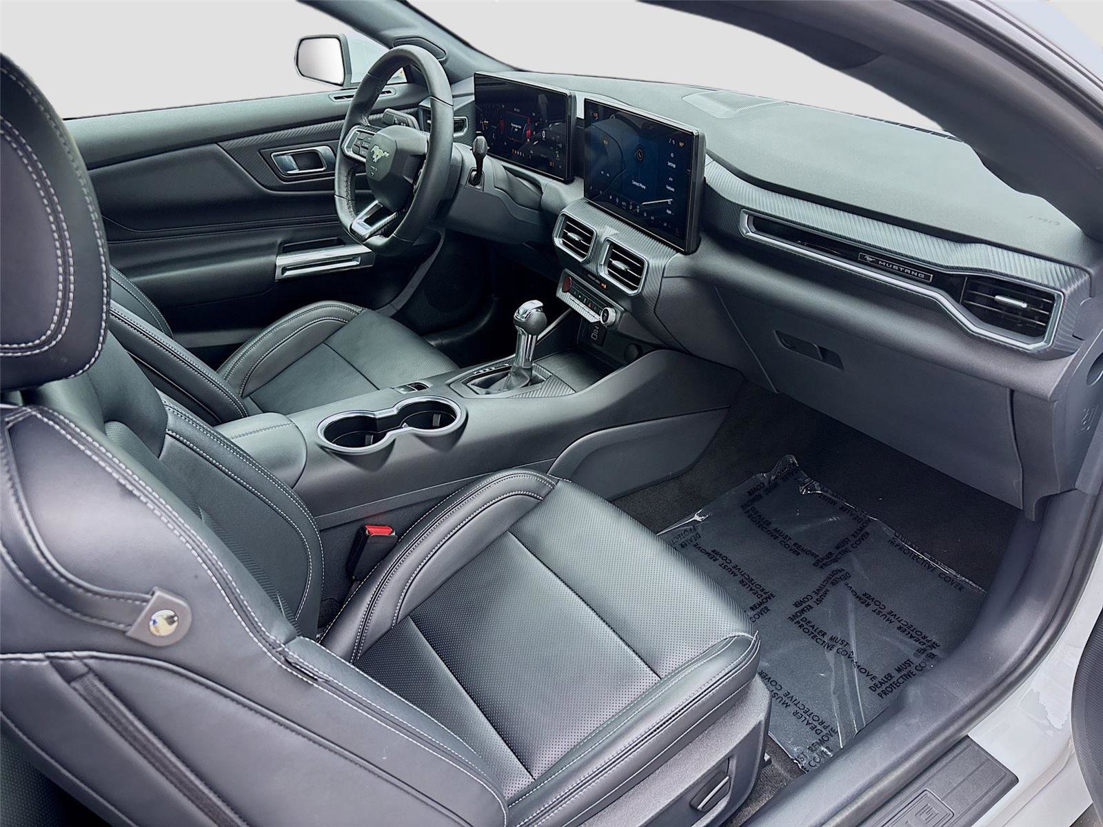 Used 2026 Ford Mustang Premium RWD image 30