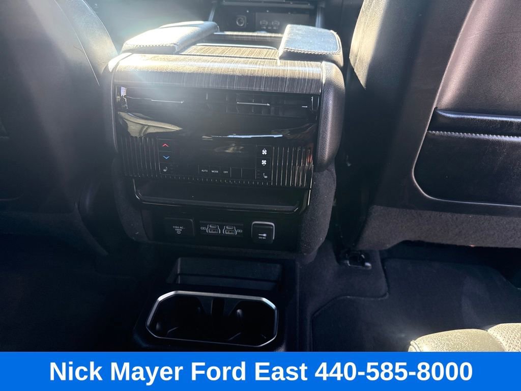 Used 2024 Jeep Wagoneer Series III image 26