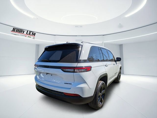 New 2025 Jeep Grand Cherokee Limited w/ Black Appearance Package RWD image 3