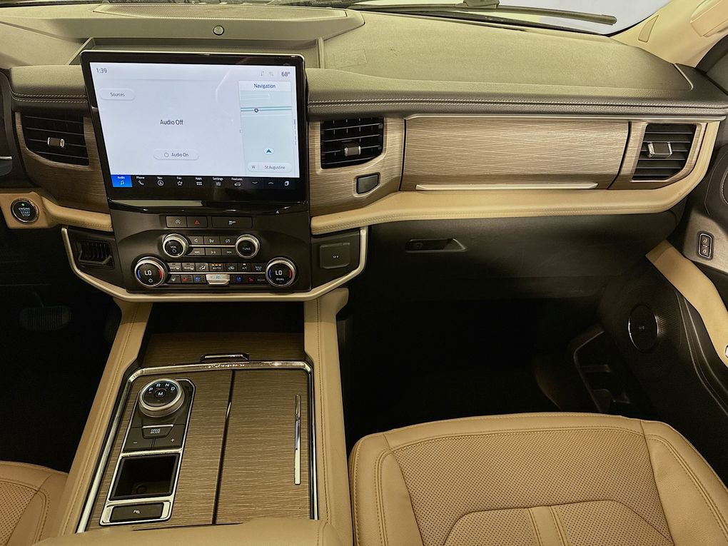 Used 2024 Ford Expedition Max Limited image 34