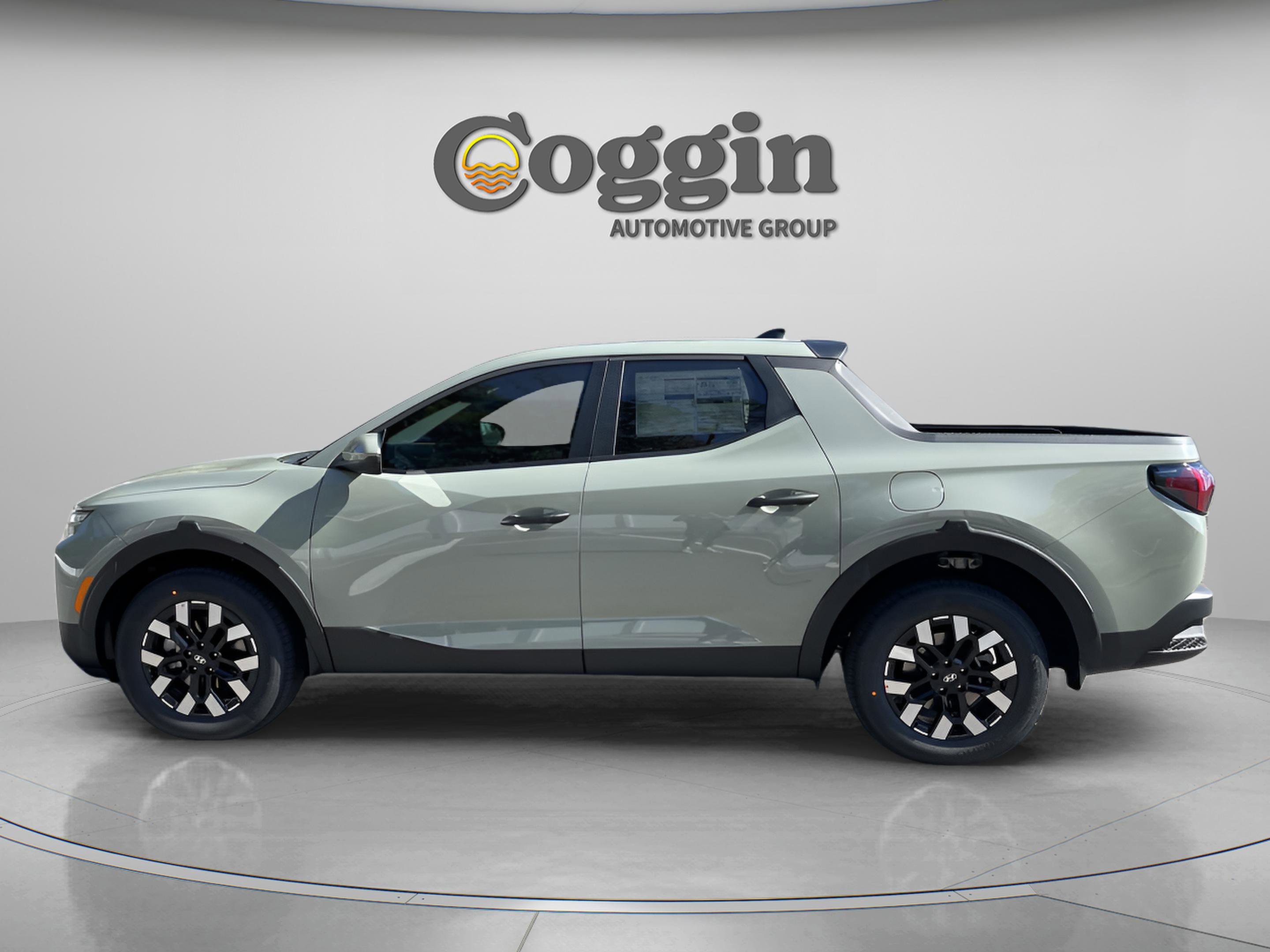 New 2026 Hyundai Santa Cruz SE image 2