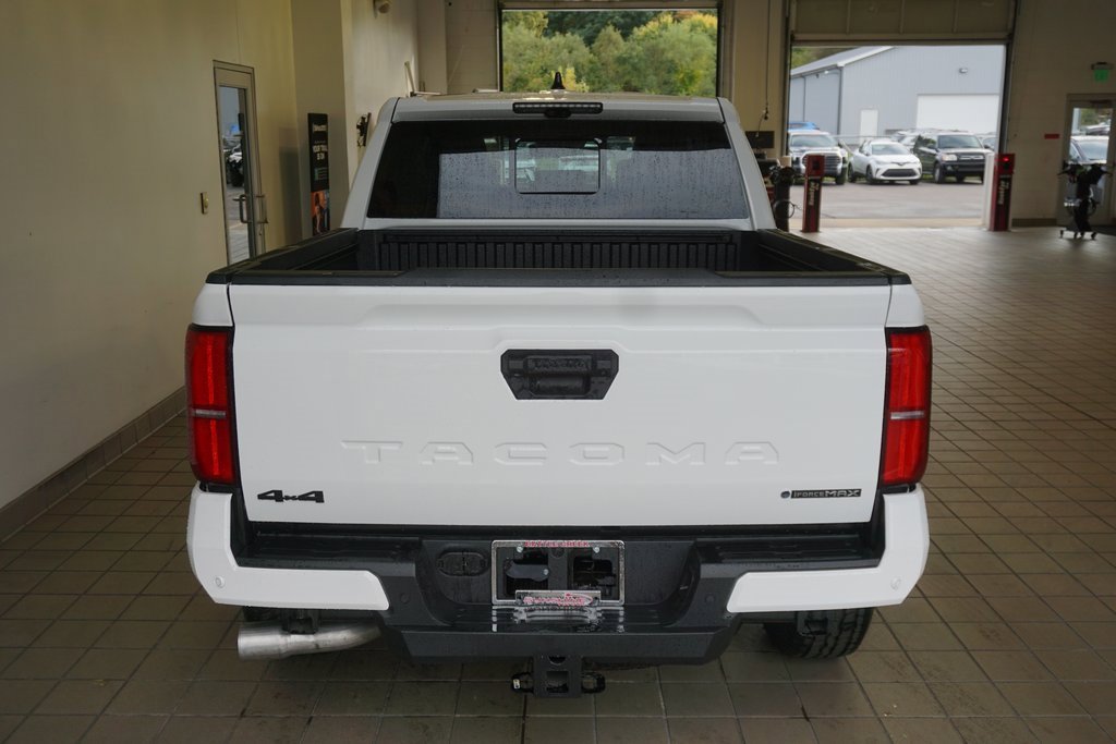 New 2025 Toyota Tacoma TRD Off-Road image 19