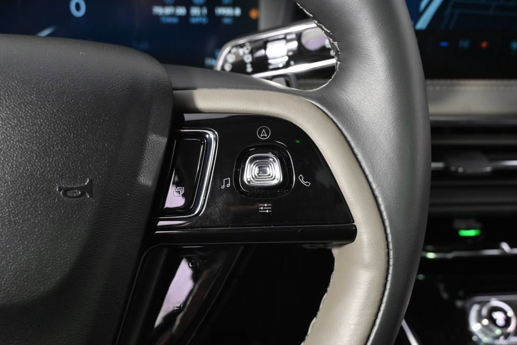 New 2025 Lincoln Corsair Reserve w/ Jet Appearance Package image 35