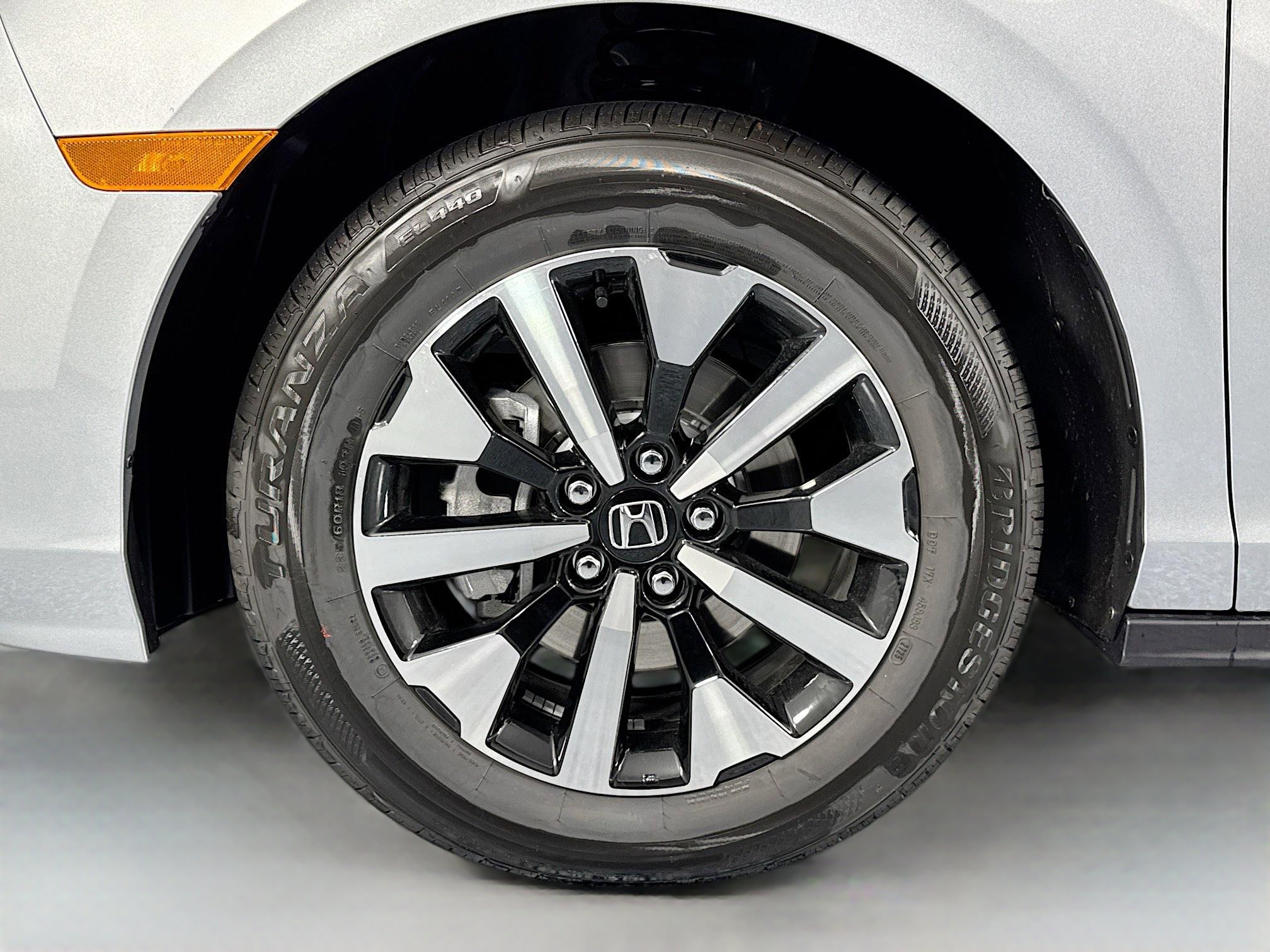 New 2026 Honda Odyssey EX-L image 32