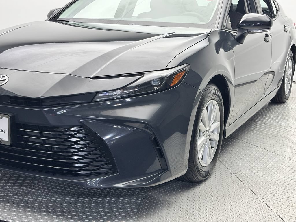Used 2025 Toyota Camry LE FWD image 2