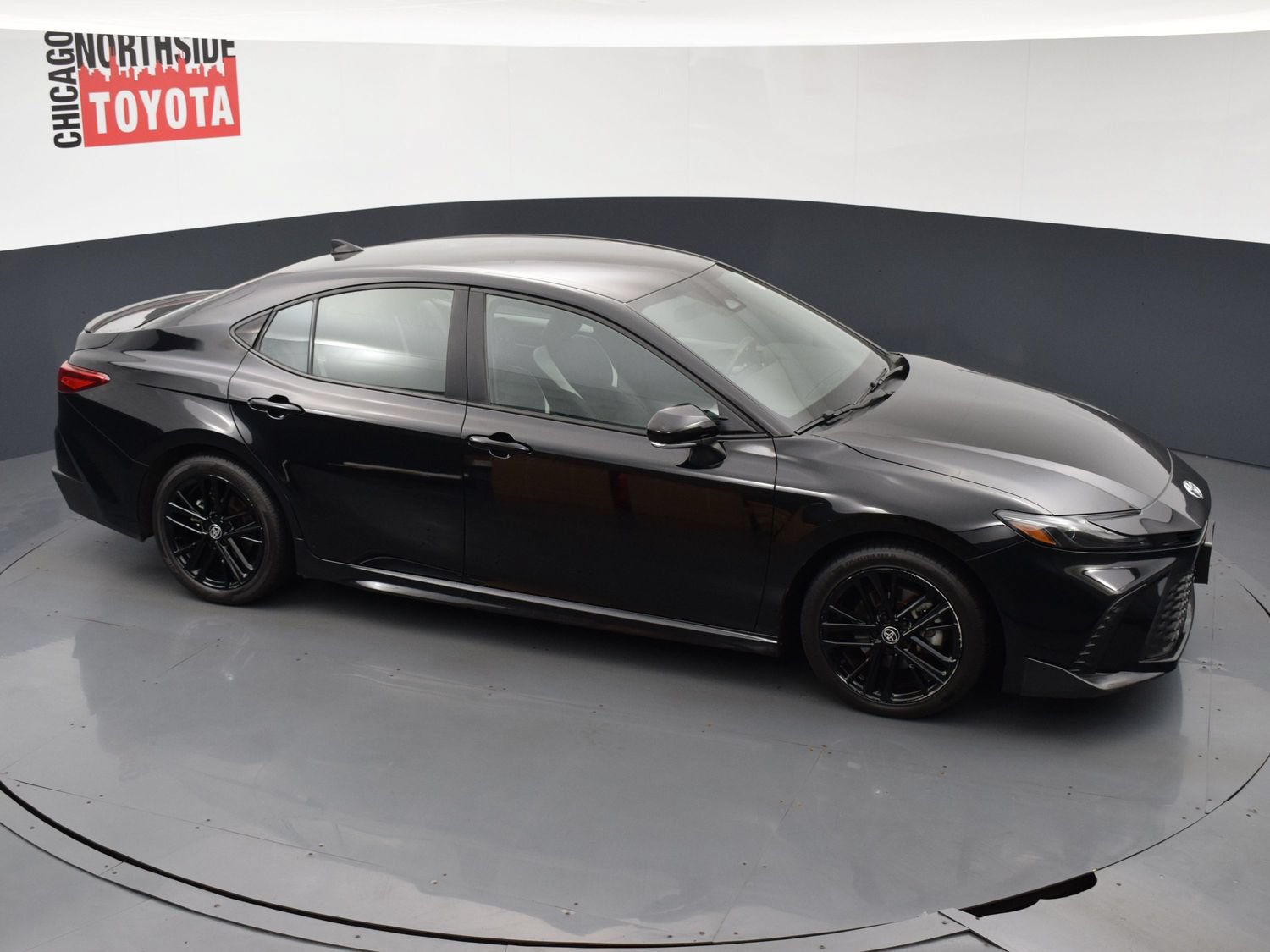 Used 2025 Toyota Camry SE FWD image 21