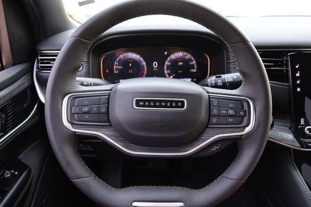 Used 2024 Jeep Wagoneer Series II w/ Flexible Seating Group AWD/4WD image 12